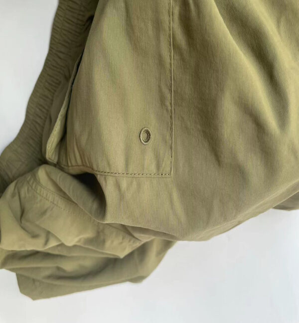 Mens trekking short - Image 4