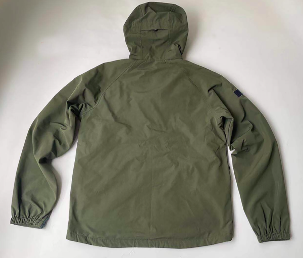Men's waterproof breathable mountain jacket - Image 3