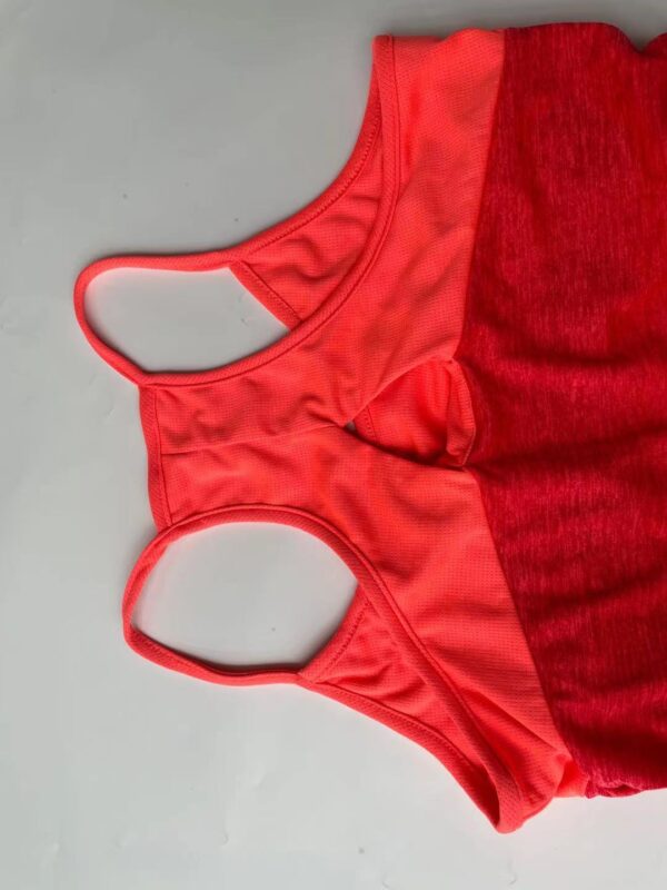 Women wholesale tank top for workout running and gym - Image 3