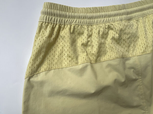 Women's Stretch Woven Outdoor Hiking Shorts with Pockets - Image 3