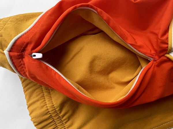 Women's Waterproof  Lightweight  Active Outdoor windbreaker jacket - Image 4