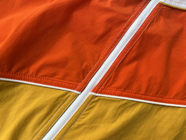 Women's Waterproof  Lightweight  Active Outdoor windbreaker jacket - Image 5