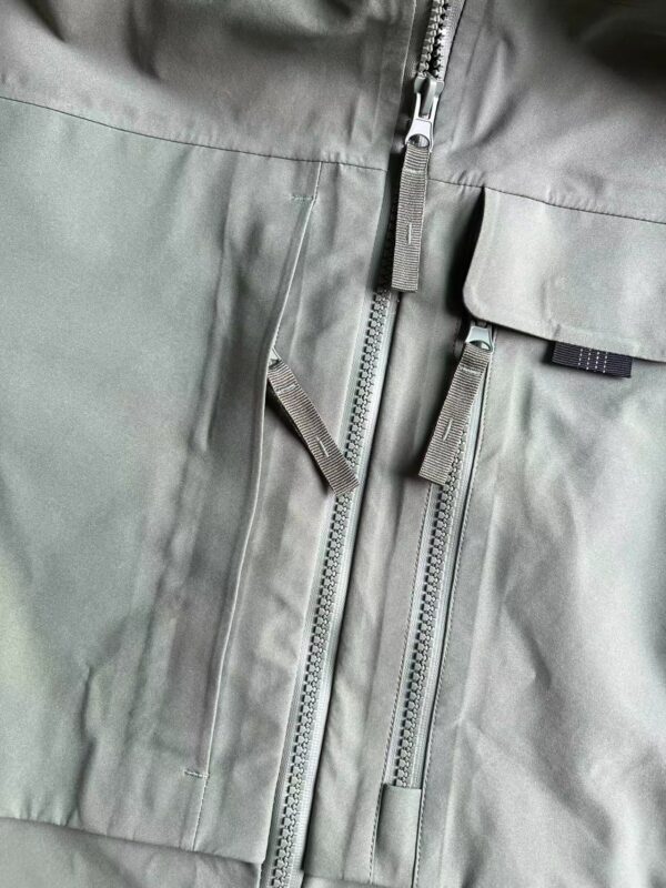 3L Rain Jacket - Image 3